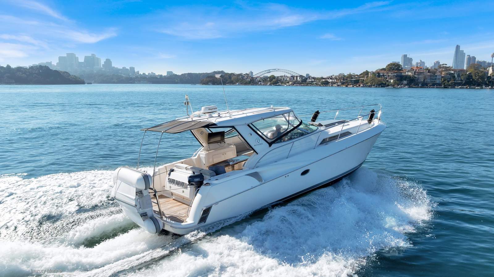 Riviera M400 Sports Cruiser
