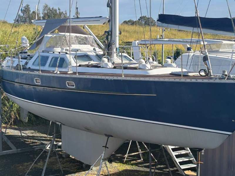 Oyster 55