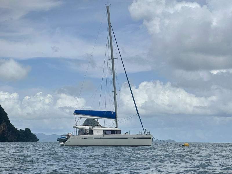Lagoon 450F