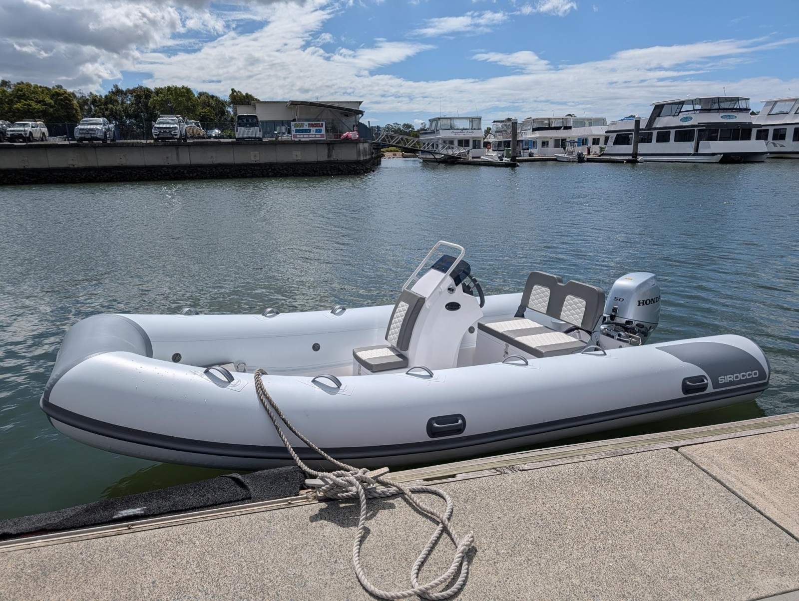 Sirocco 450 RIB Fibreglass centre console RIB with hypalon tubes