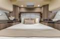 Horizon Yacht E73 Skylounge