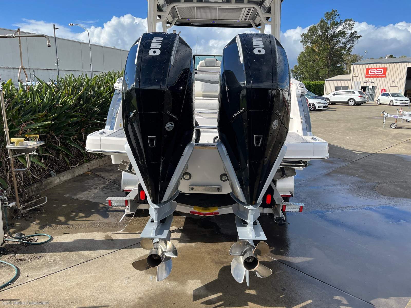 Chaparral 280 OSX Premium Bowrider