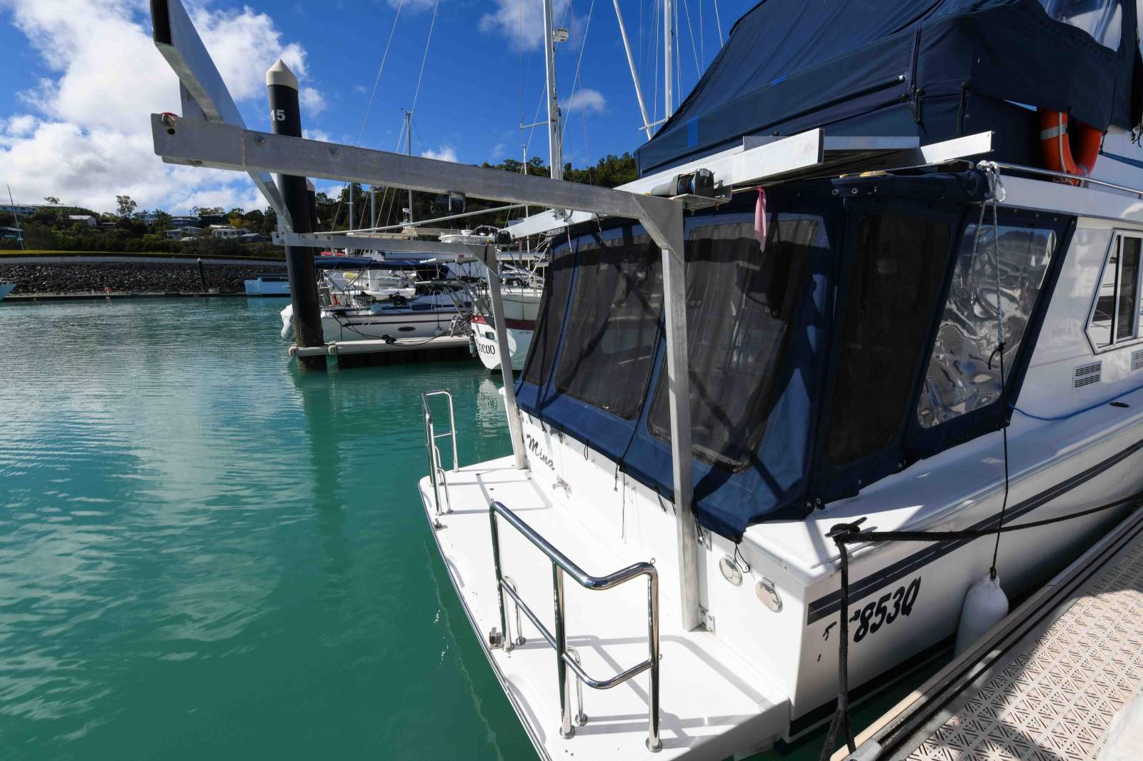 Fairway 36 Flybridge Cruiser