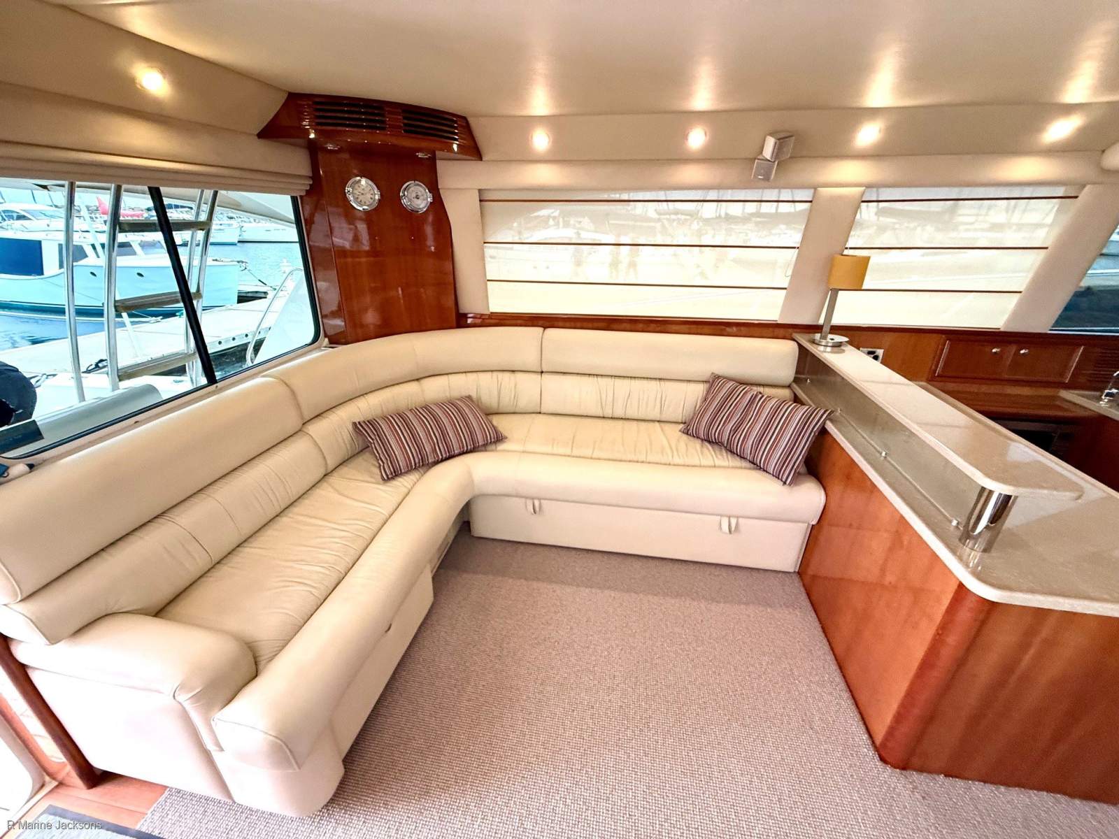  Riviera 47 Enclosed Flybridge Boat Brokers of Tasmania