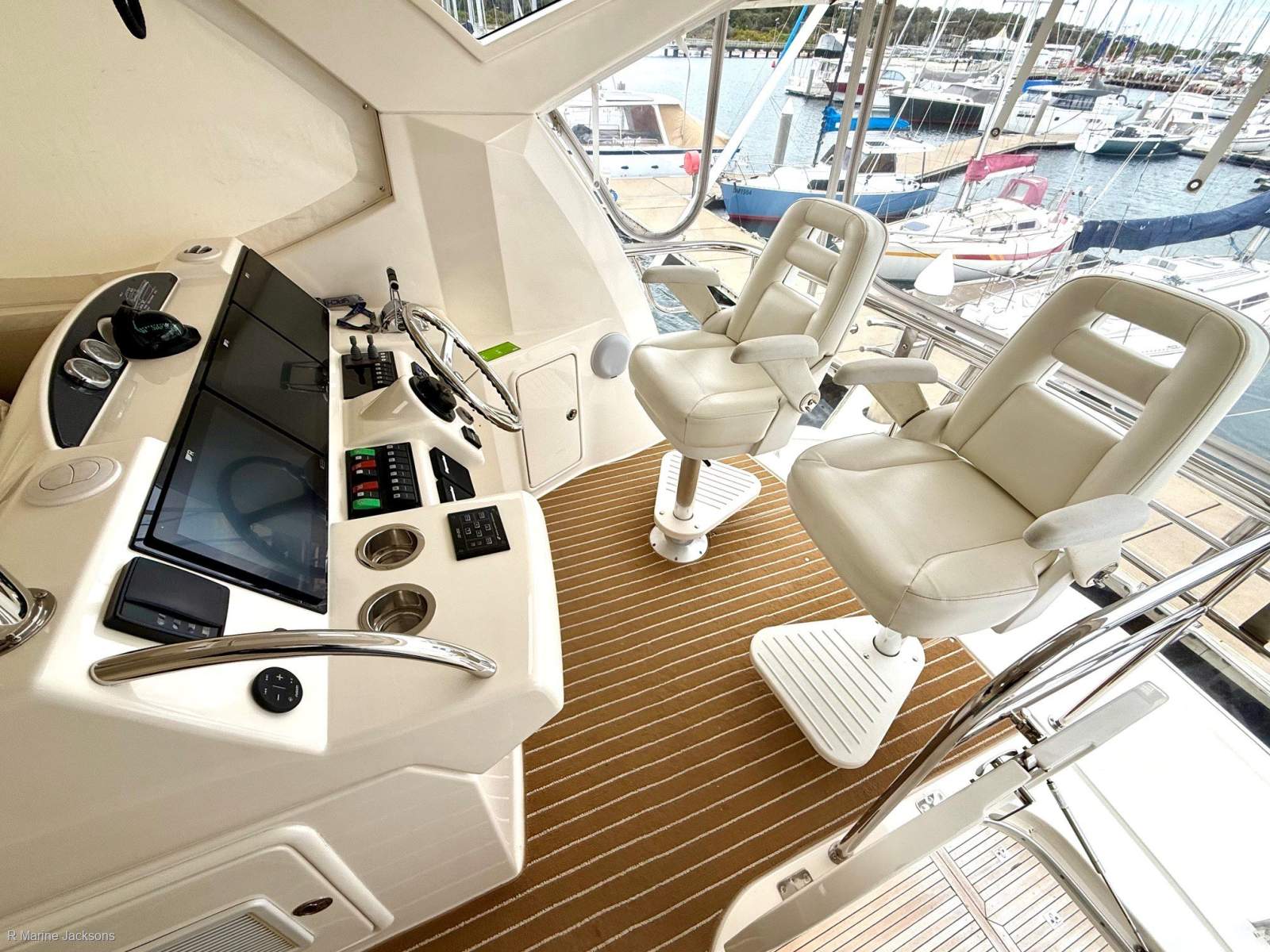  Riviera 47 Enclosed Flybridge Boat Brokers of Tasmania