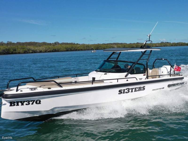 Axopar 28 T-Top