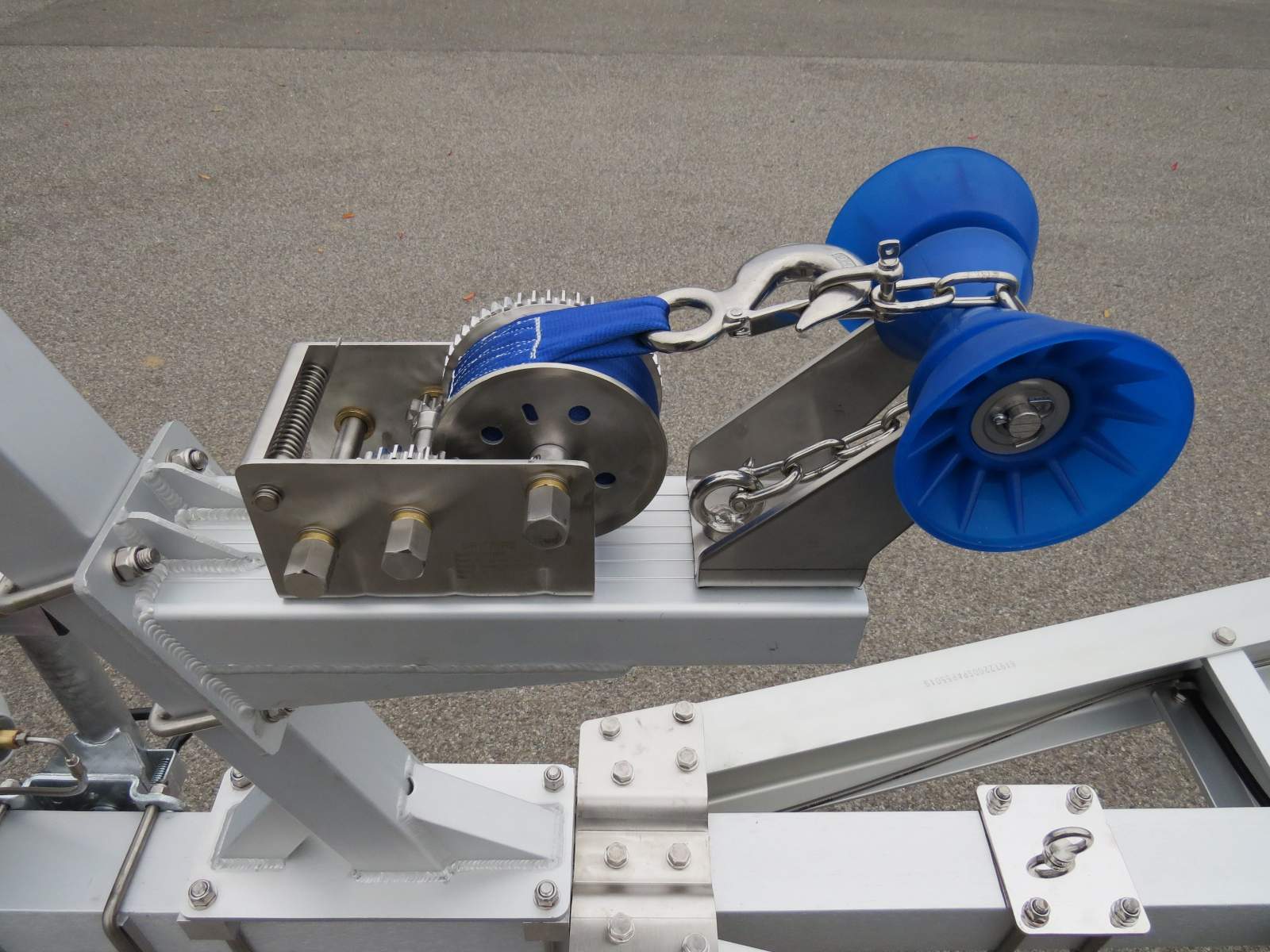 Full Drive-On SPITFIRE Aluminium Trailer for 7.2 to 7.6m boats