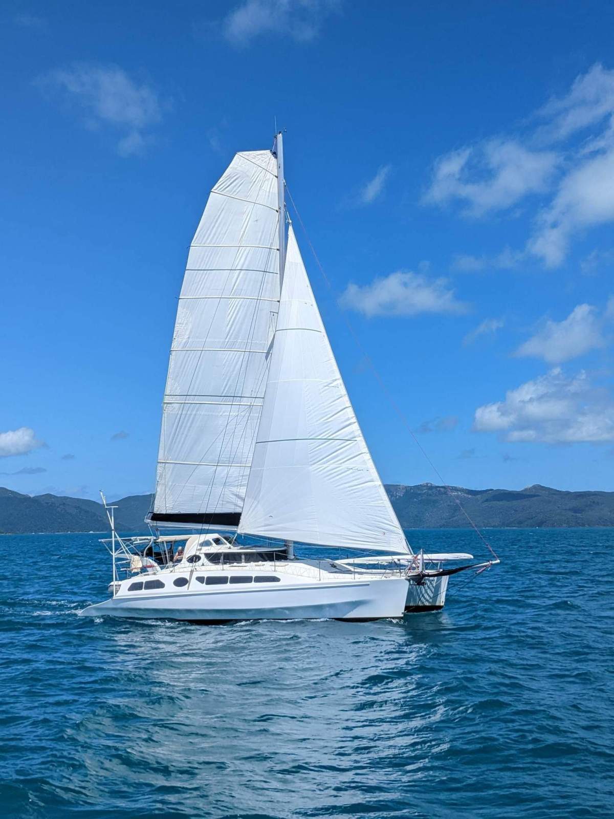 Mashford 45 Custom 13.4m cruising