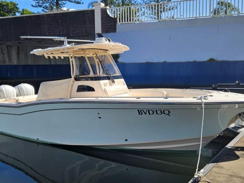 Grady-White Canyon 271 Offshore Fishing Weapon