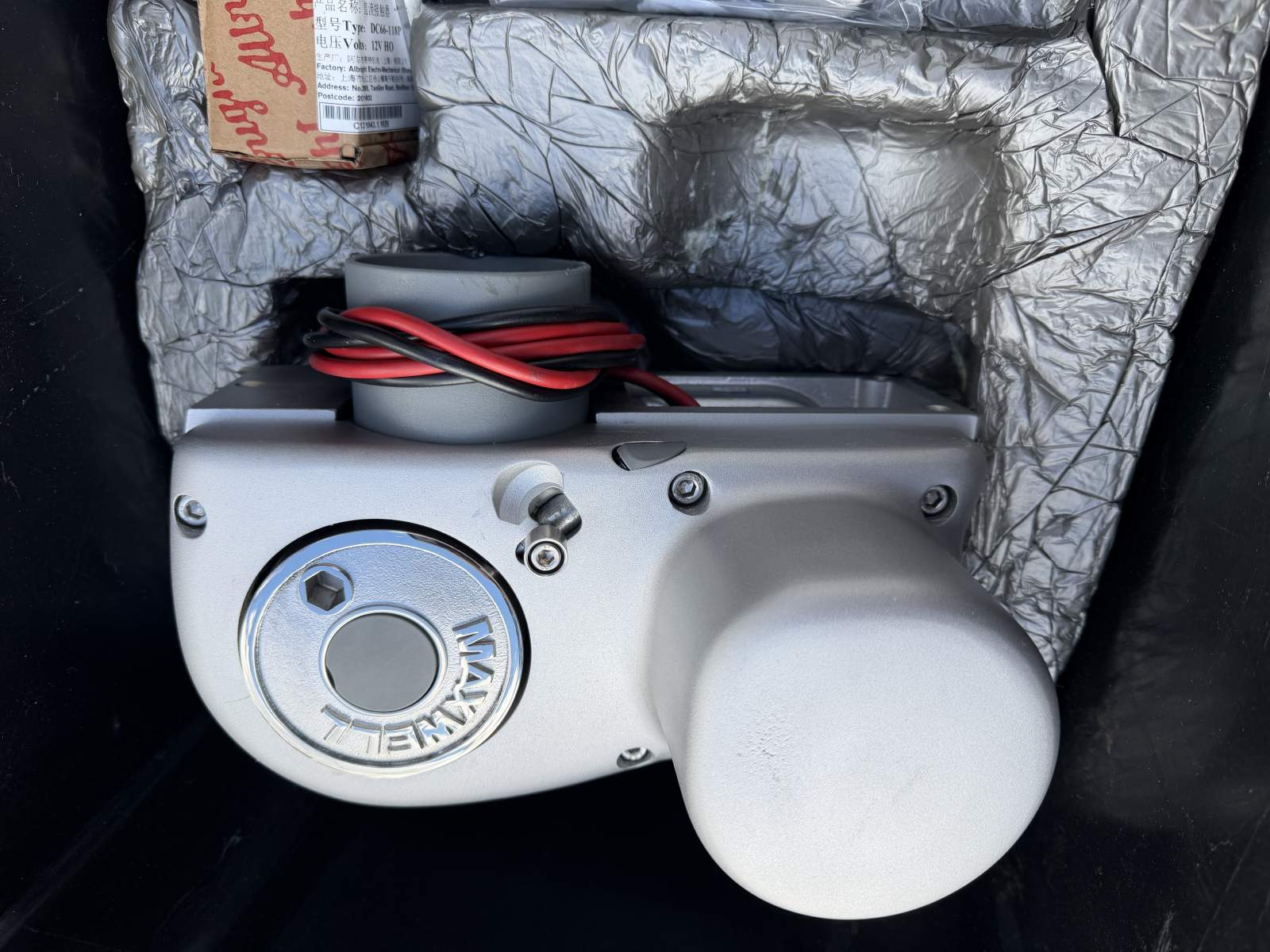 Maxwell HRCFF-8 12 Volt Horizontal Anchor Winch / Windlass - 600W Motor