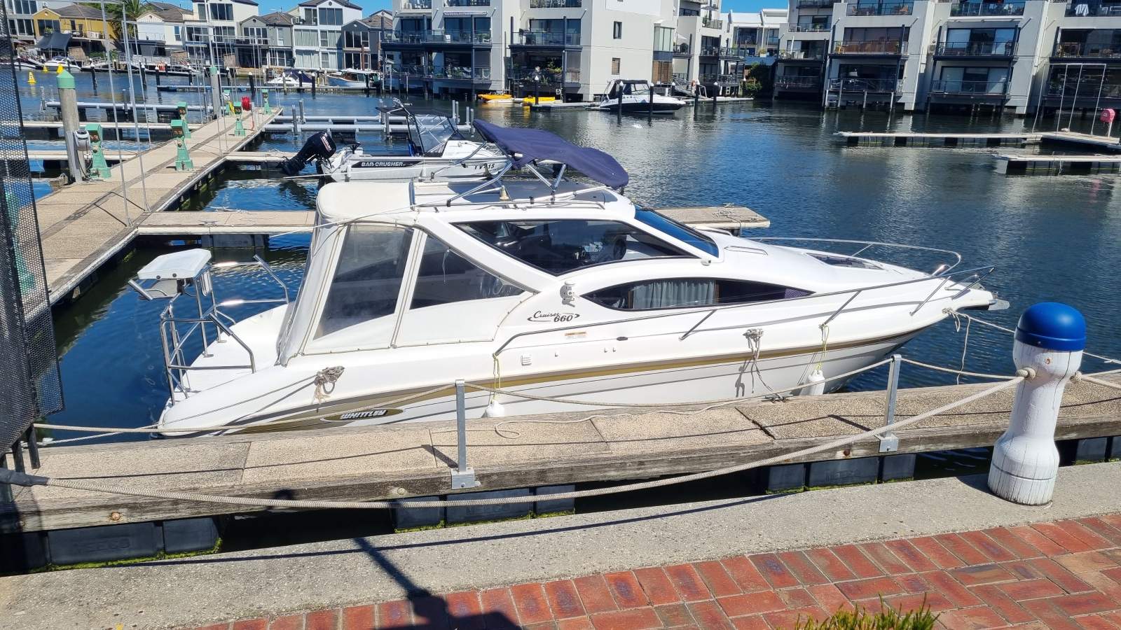 Whittley 660 Cruisemaster