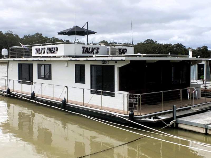"Talks Cheap". Immaculate, Dual Deck, Houseboat.