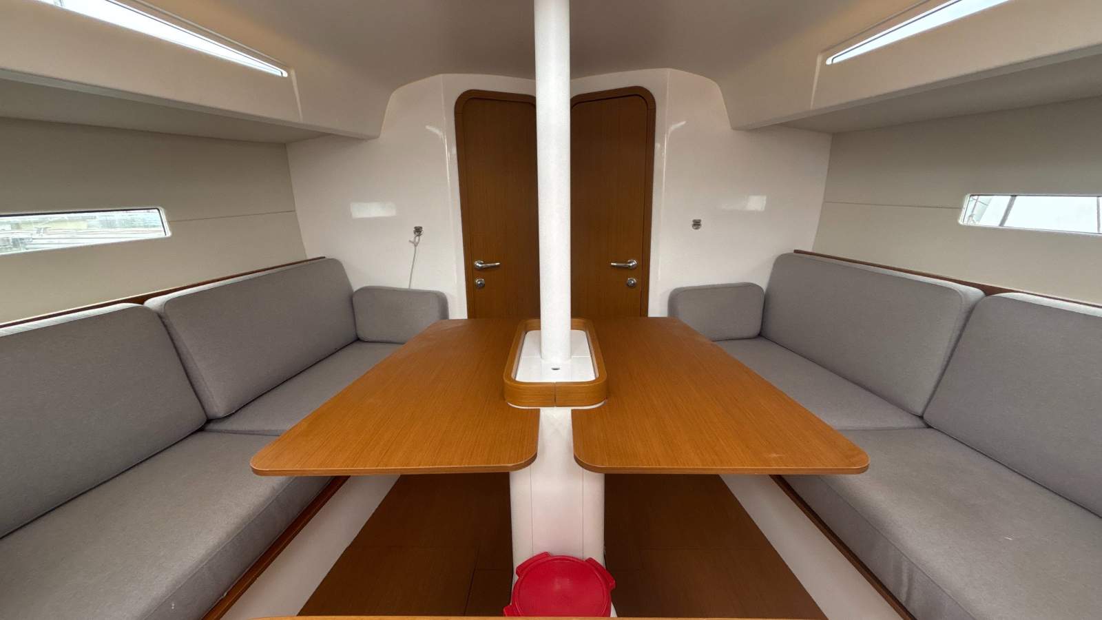 Beneteau First 36