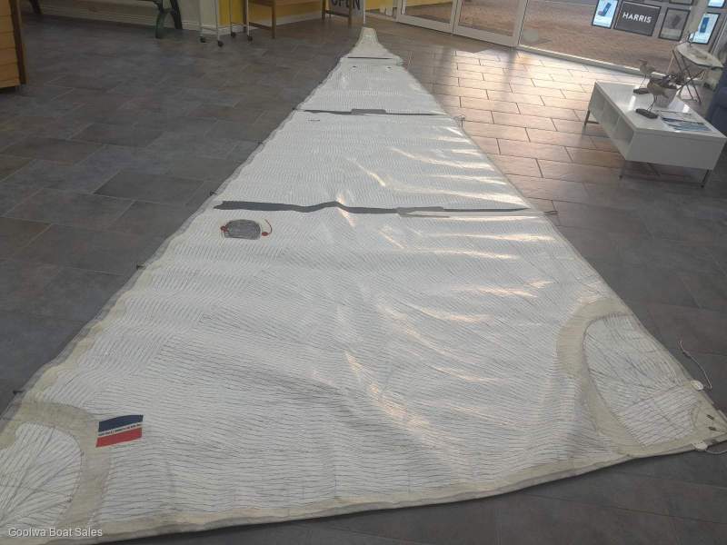 7.45 m Jib Polyester Laminate
