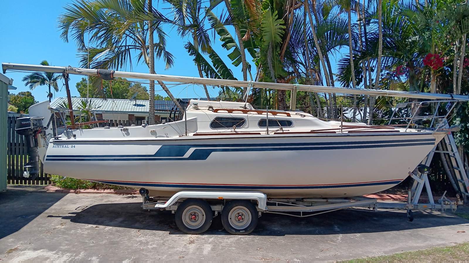 Austal 24
