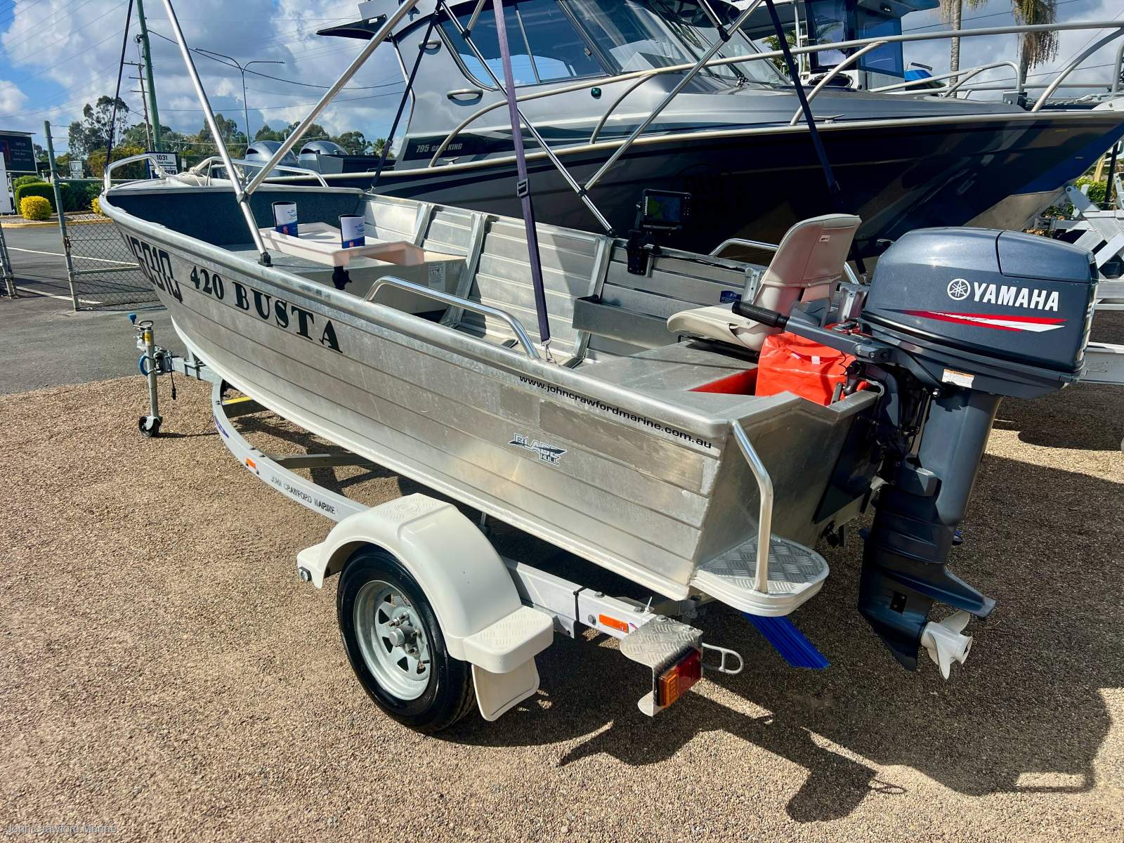 Quintrex 420 Busta with Blade Hull