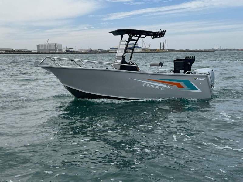 Horizon Aluminium Boats 562 Pacific Plate Centre Console