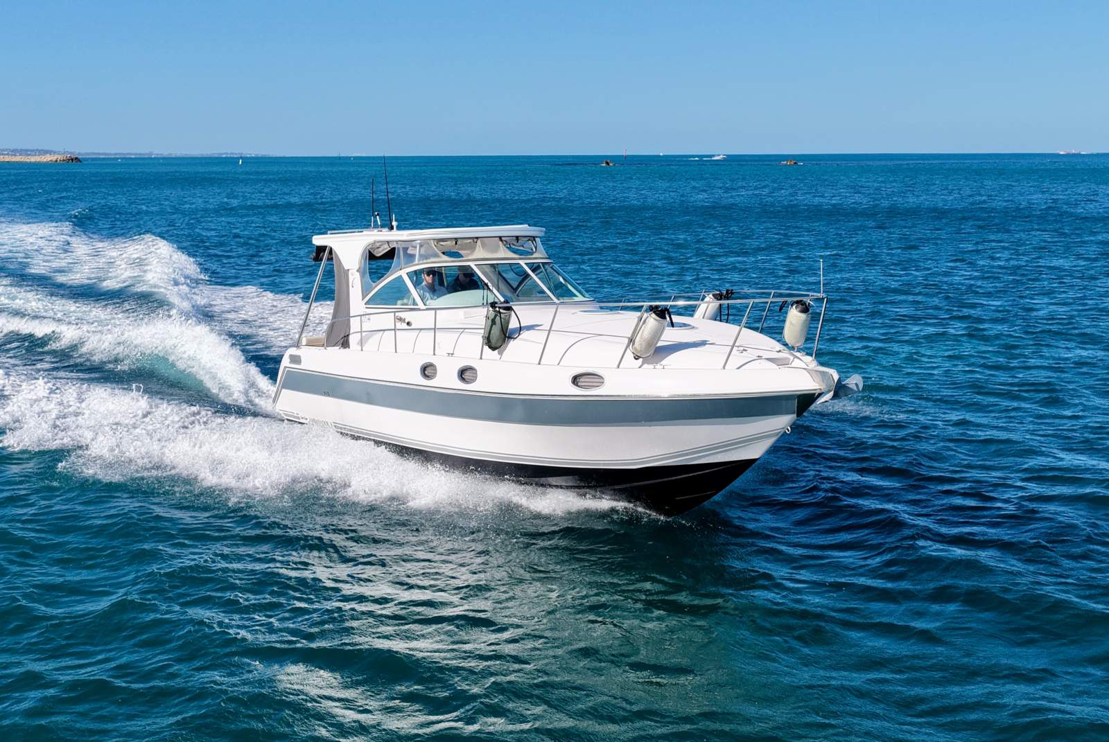 Gulf Craft Ambassador 36 - Exceptional Condition