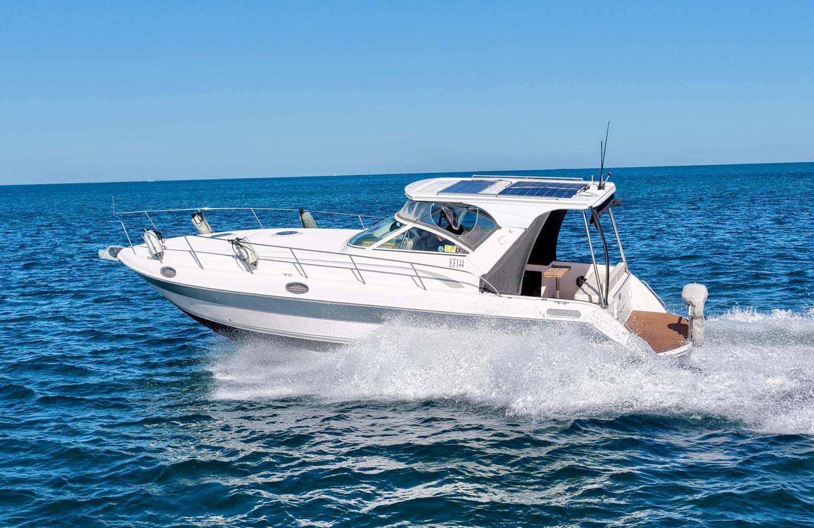 Gulf Craft Ambassador 36 - Exceptional Condition