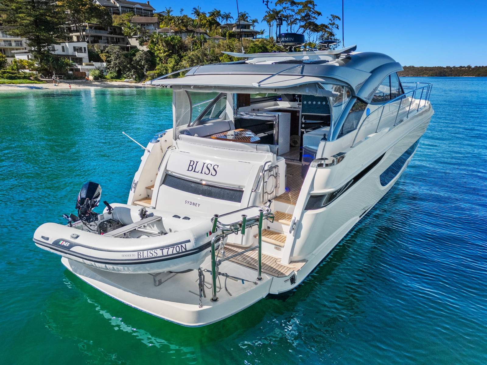 Riviera 4600 Sport Yacht Platinum Edition