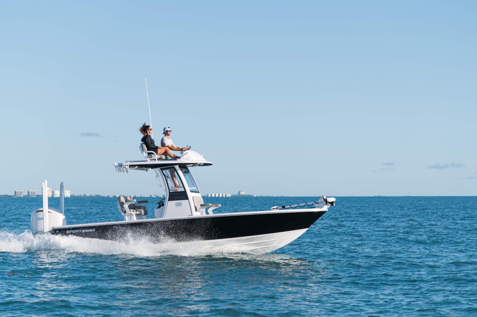 Sportsman Masters 247OE Bay Boat