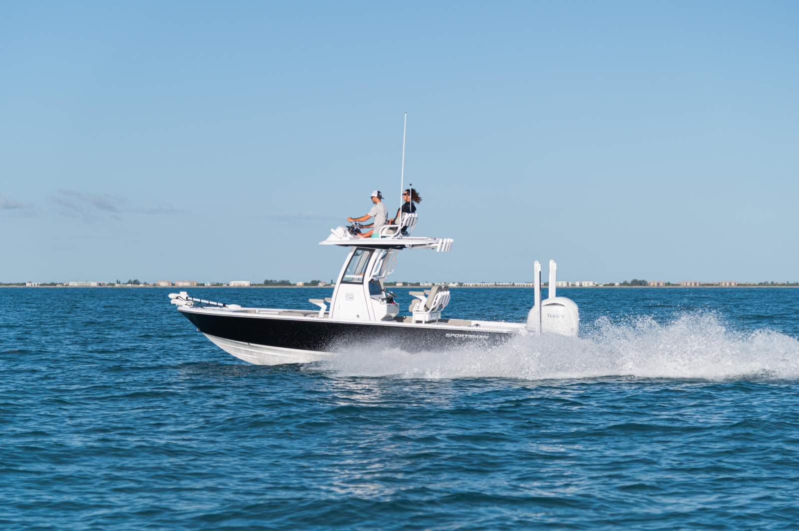 Sportsman Masters 247OE Bay Boat