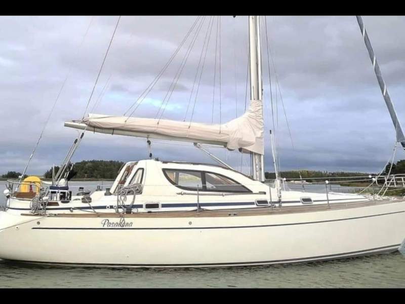 Sirena 40 Deck Saloon