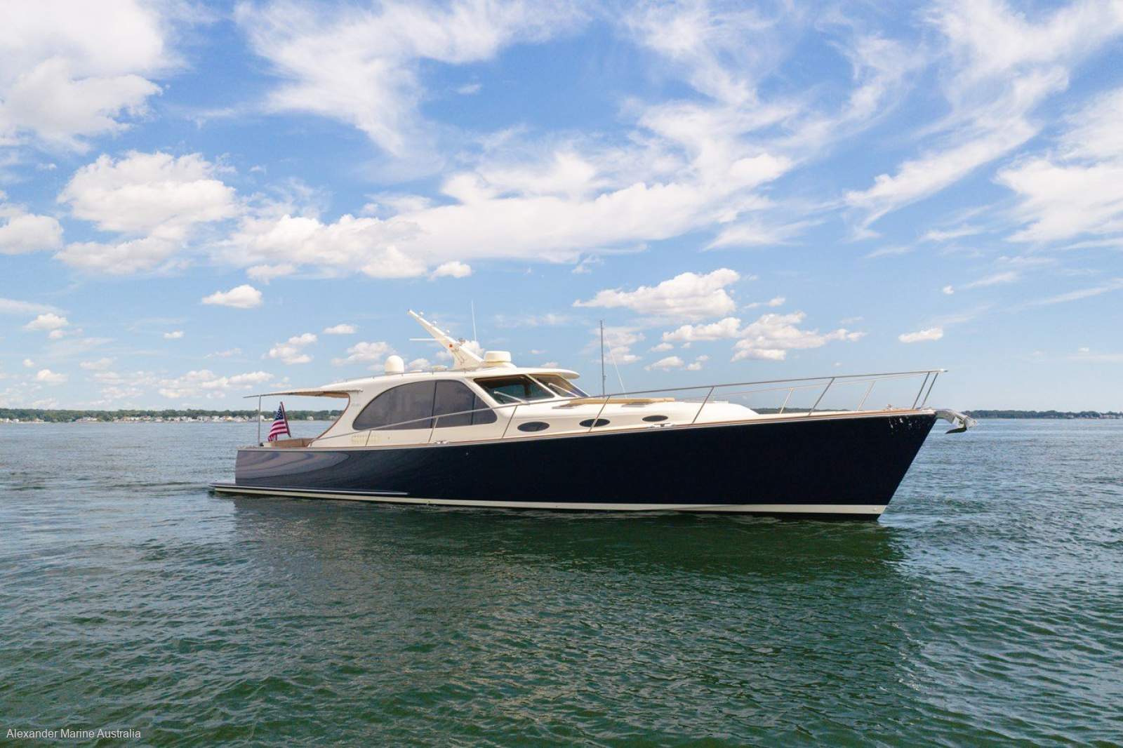 Palm Beach Motor Yachts 55 Sedan