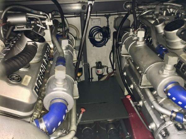Contessa Sunseeker Camargue 46 Boat Brokers of Tasmania