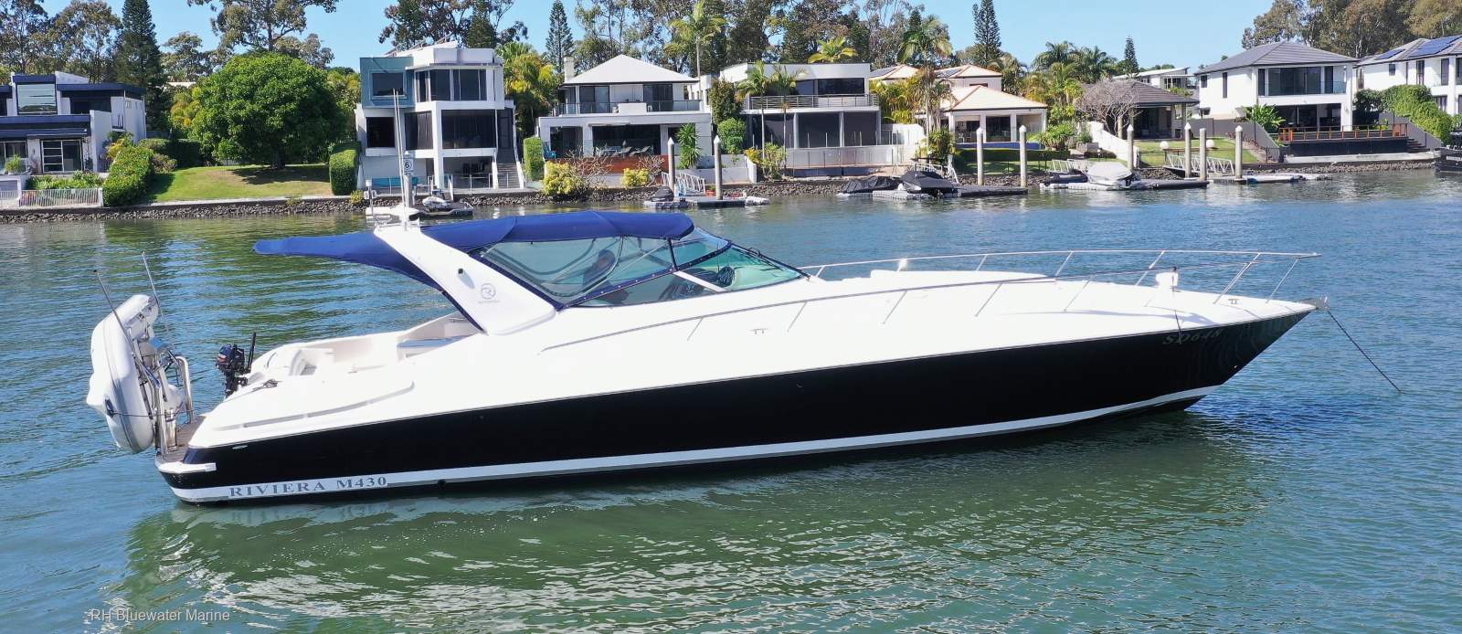 Riviera M430 Sports Cruiser