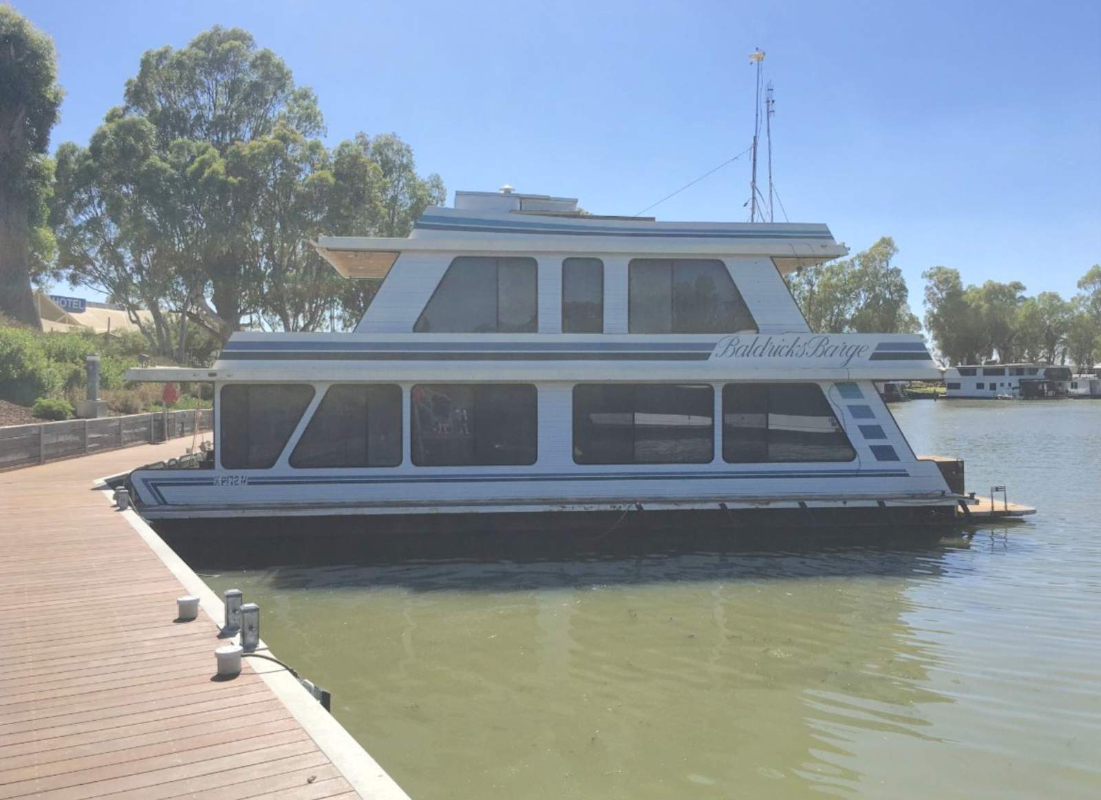 Baldrick Barge