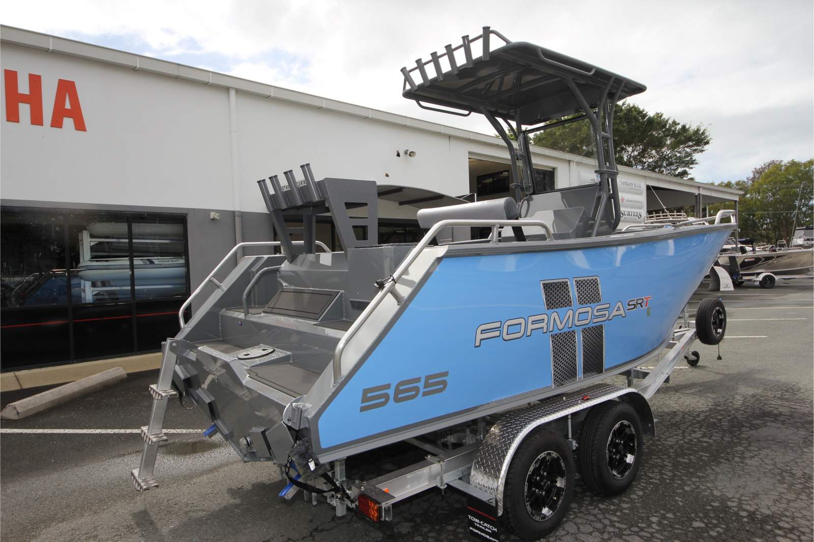 New Formosa 565 SRT Centre Console Available now