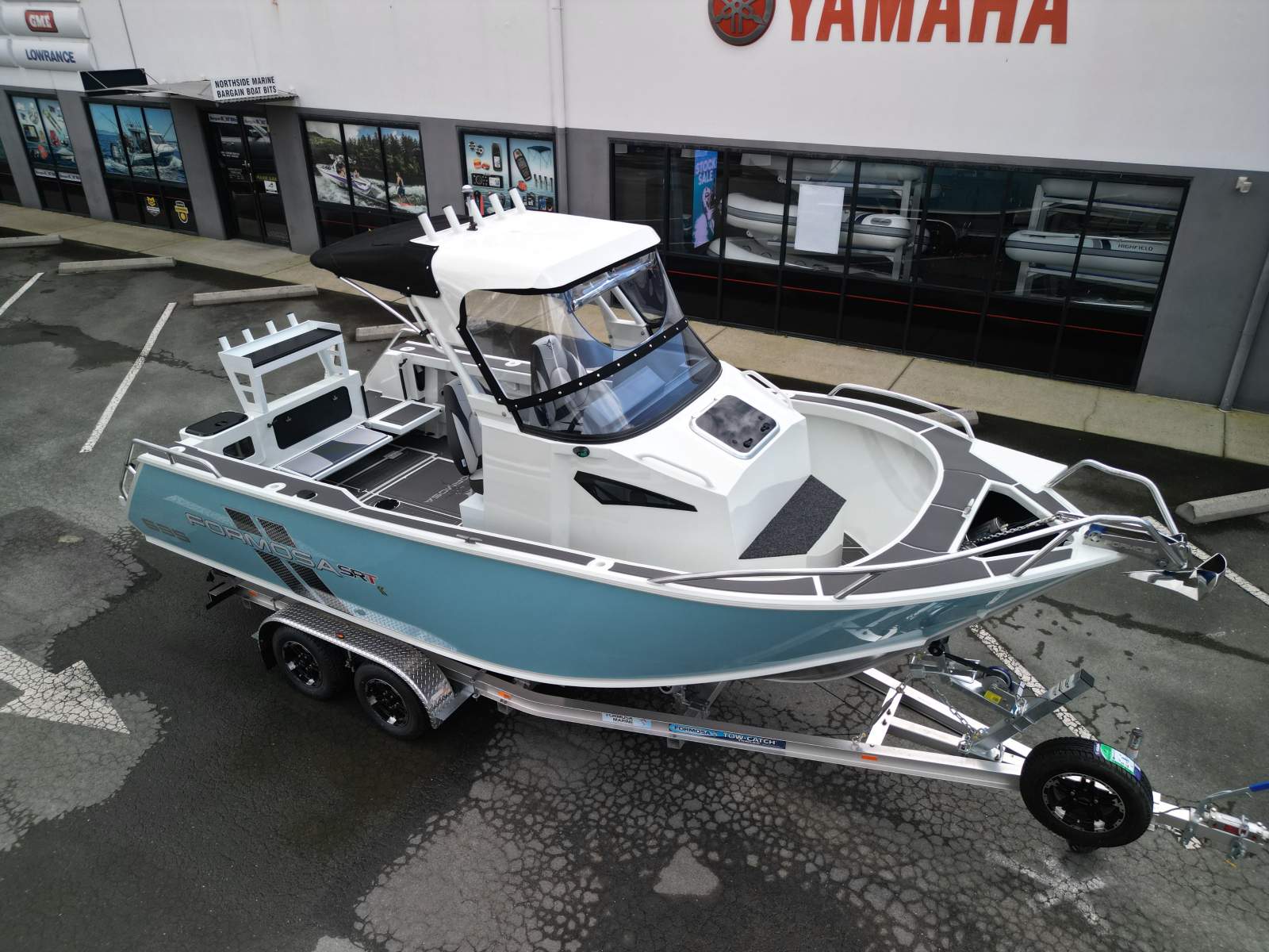 New Formosa 635 SRT Centre Cabin On order