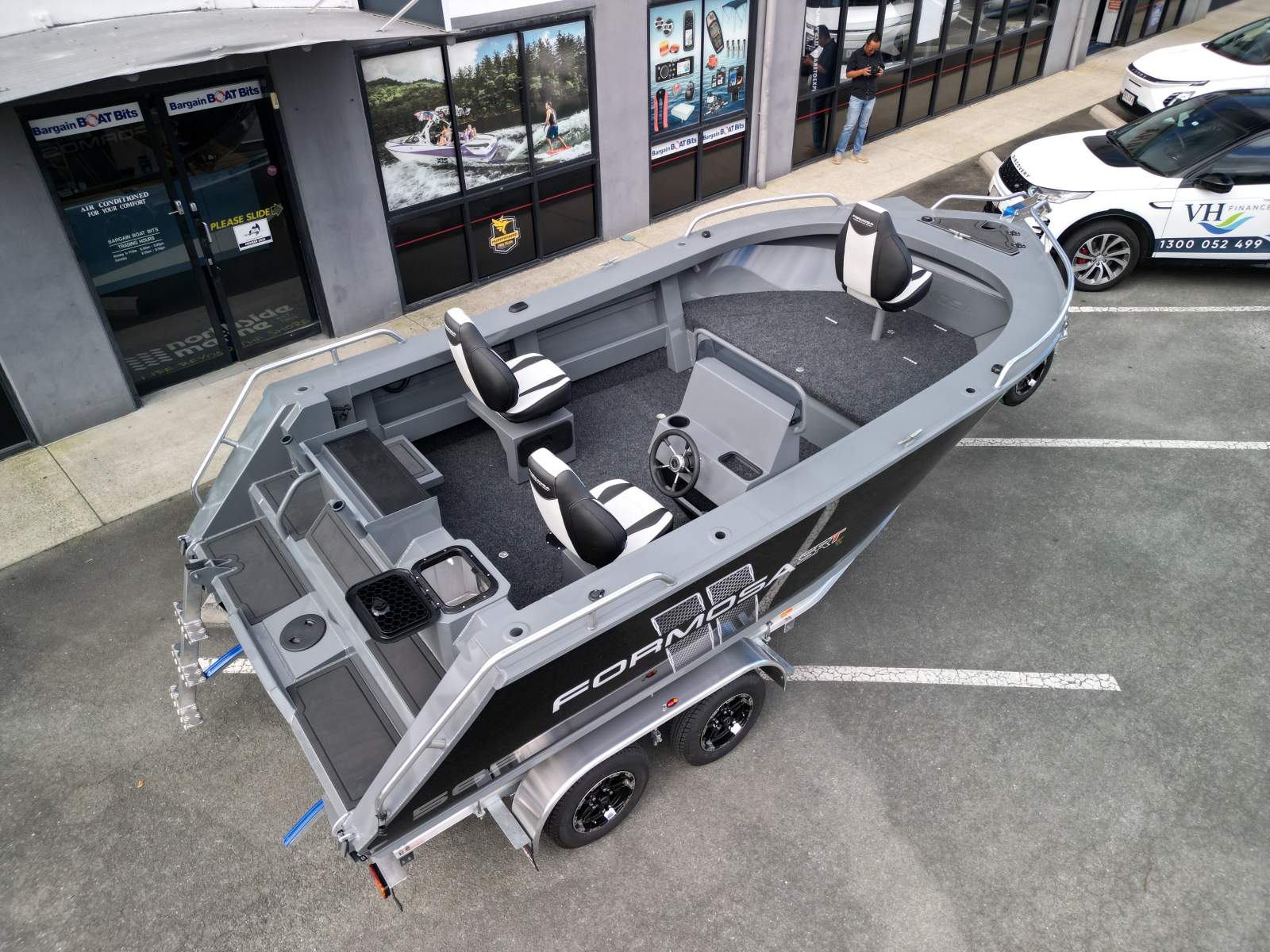 New Formosa 565 SRT Side Console On order