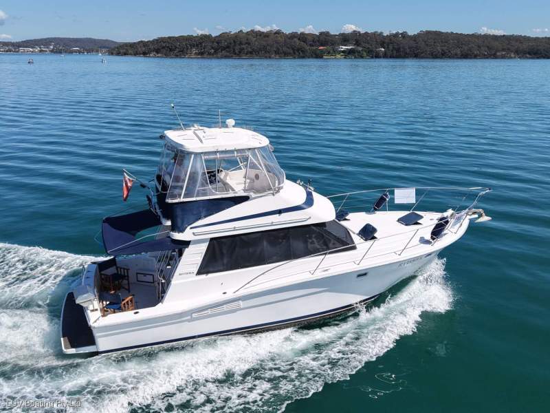 Riviera 35 Blue Water