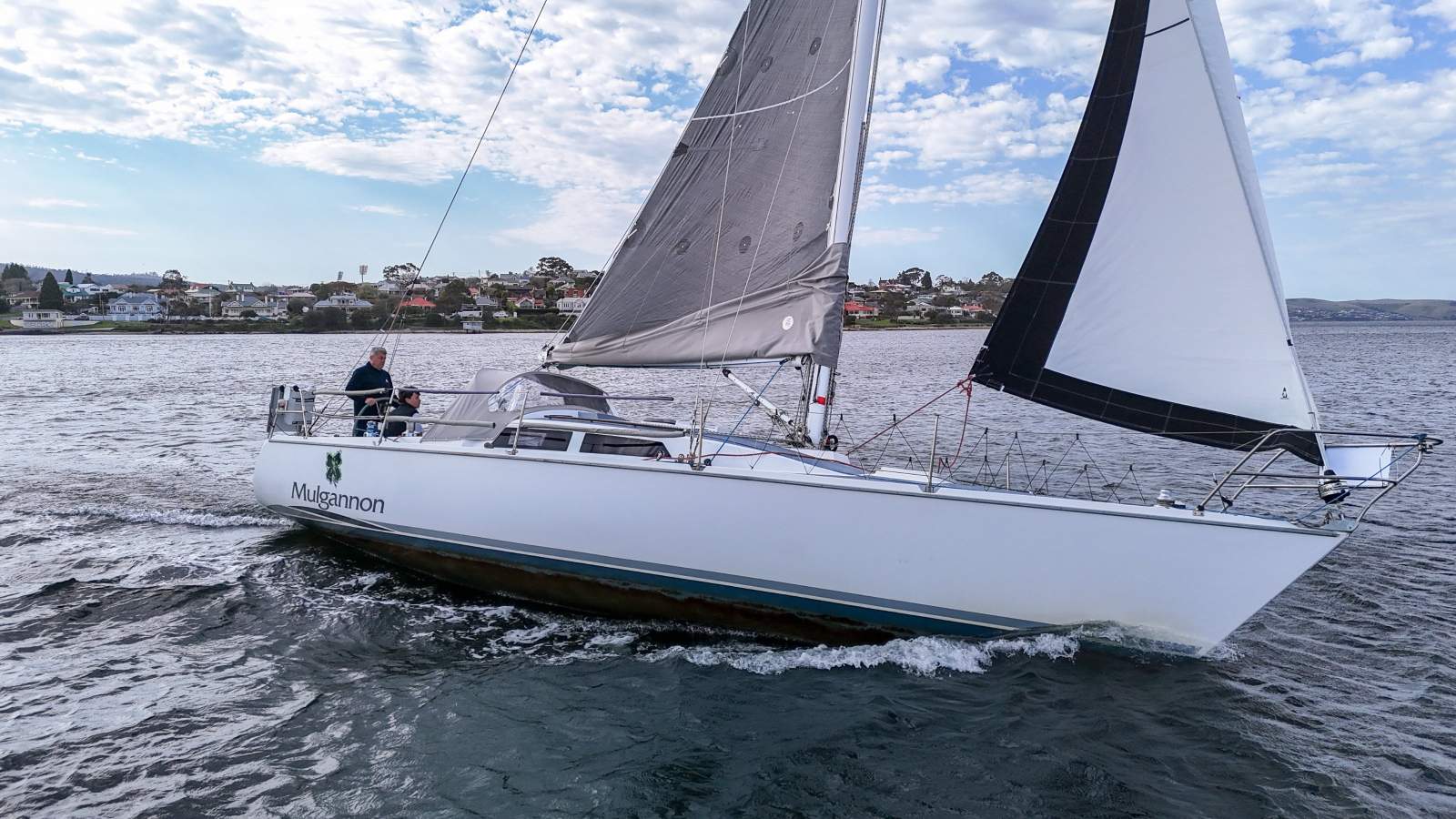 Northshore 38 HUGE UPGRADES, BRILLIANT CONDITION!