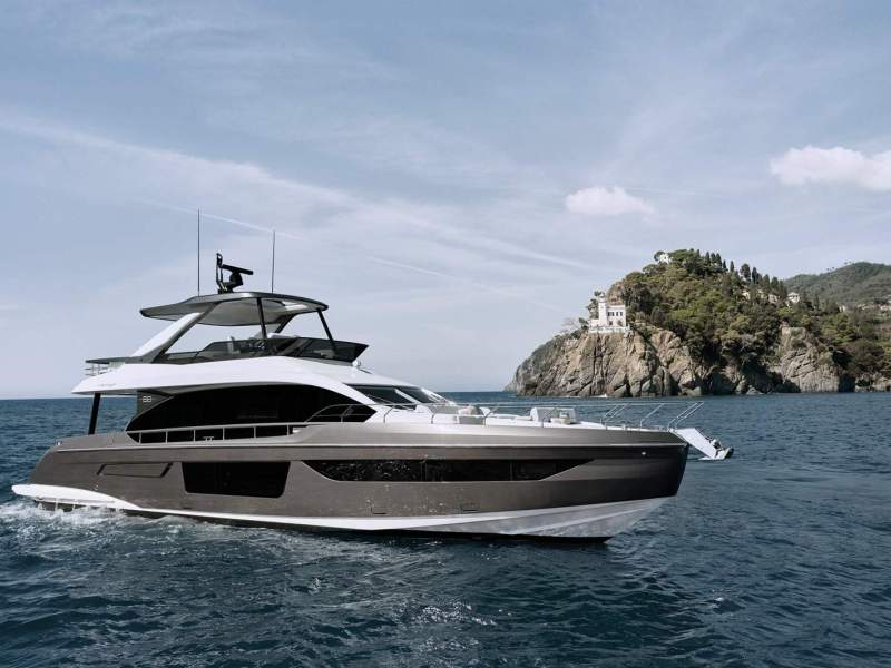Azimut 68 Flybridge
