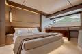 Azimut Flybridge 82