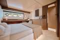 Azimut Flybridge 82