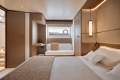 Azimut Flybridge 82