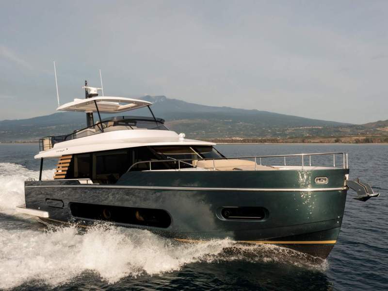 Azimut Magellano 60