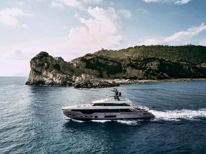 Azimut Grande Trideck