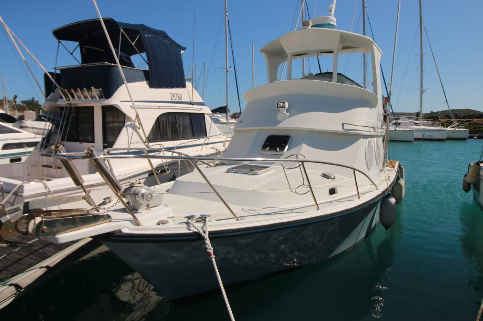 Black Watch Deep V 340 Flybridge