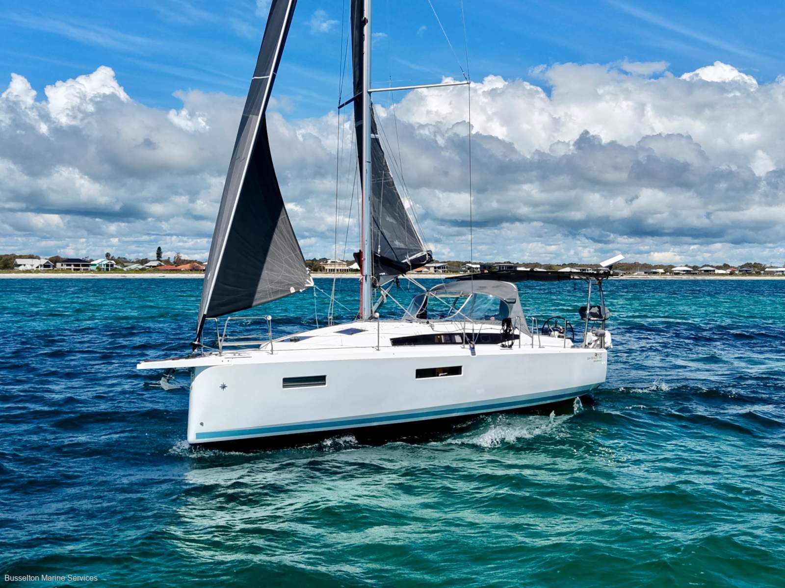 Jeanneau Sun Odyssey 380 Suit New Boat Buyer