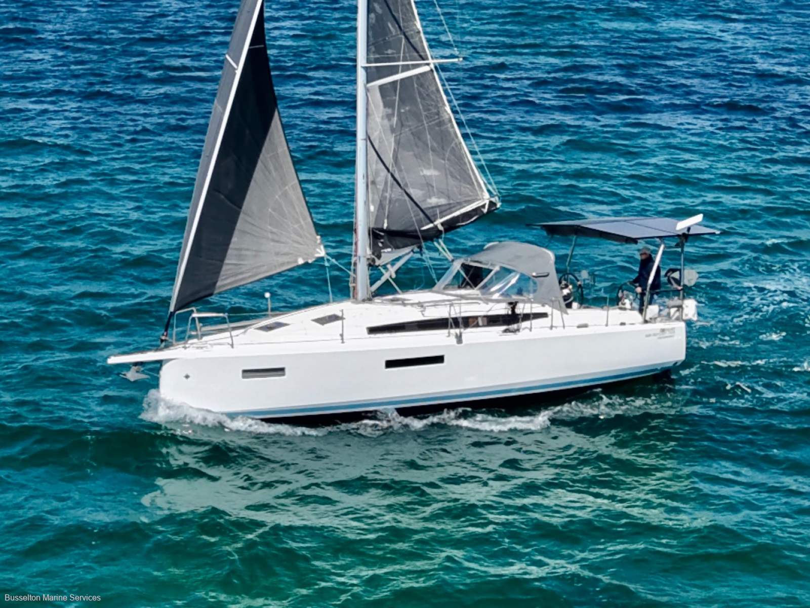 Jeanneau Sun Odyssey 380 Suit New Boat Buyer