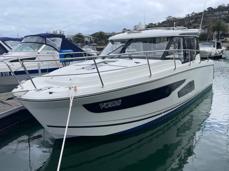Jeanneau Merry Fisher 1095 Coupe