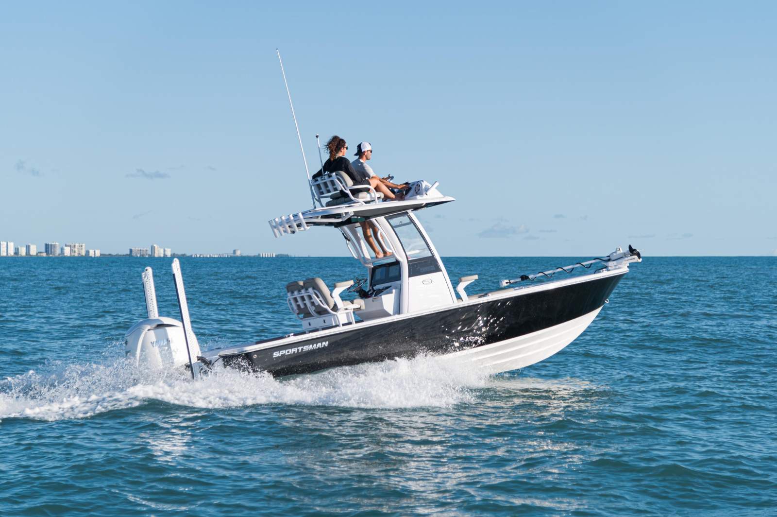 Sportsman Masters 247OE Bay Boat