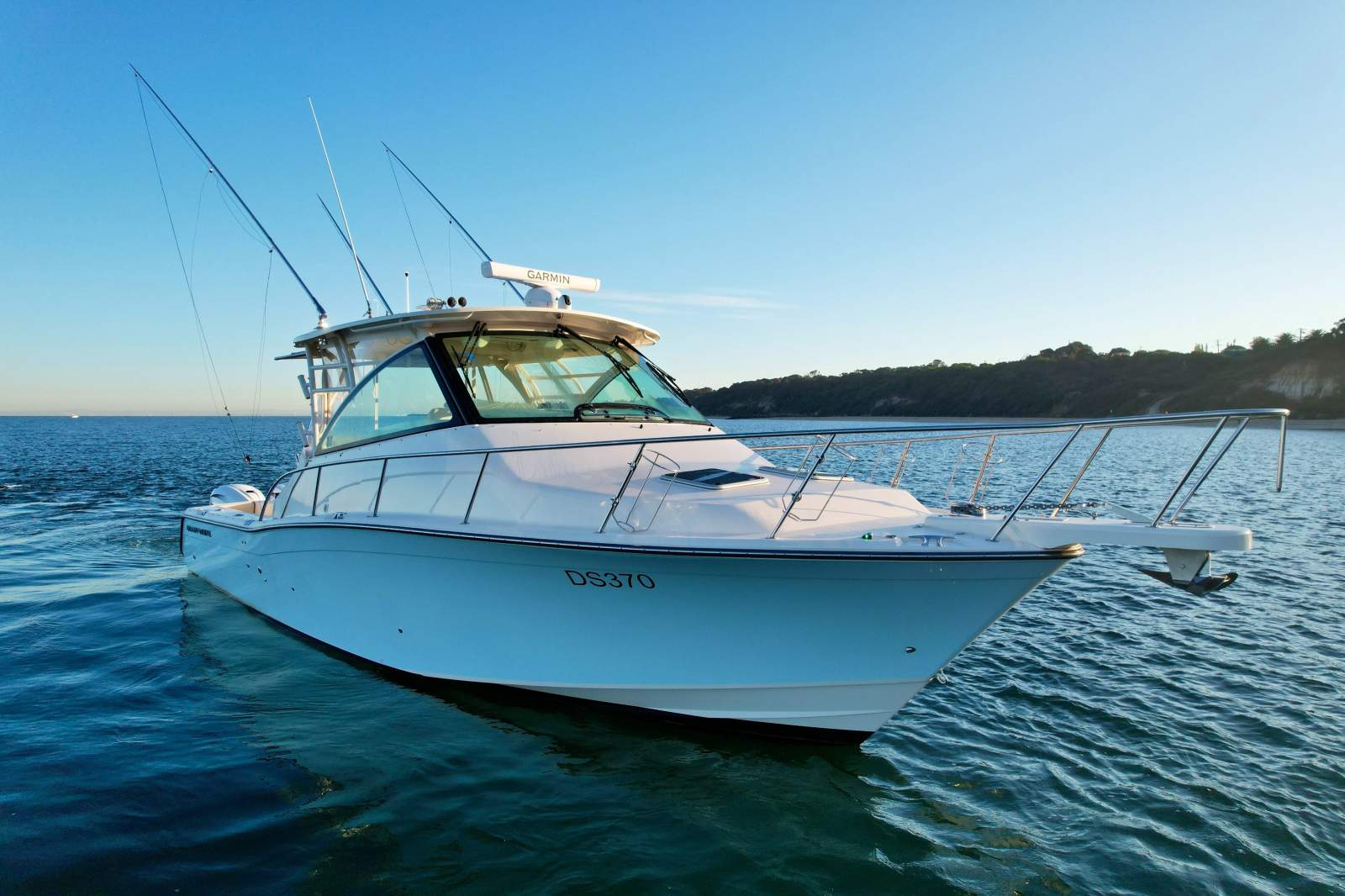 Grady-White Express 370