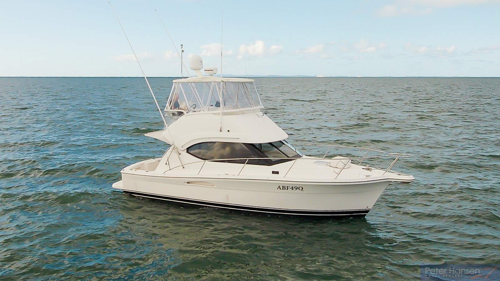 Riviera 33 Flybridge