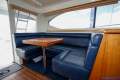 Riviera 33 Flybridge